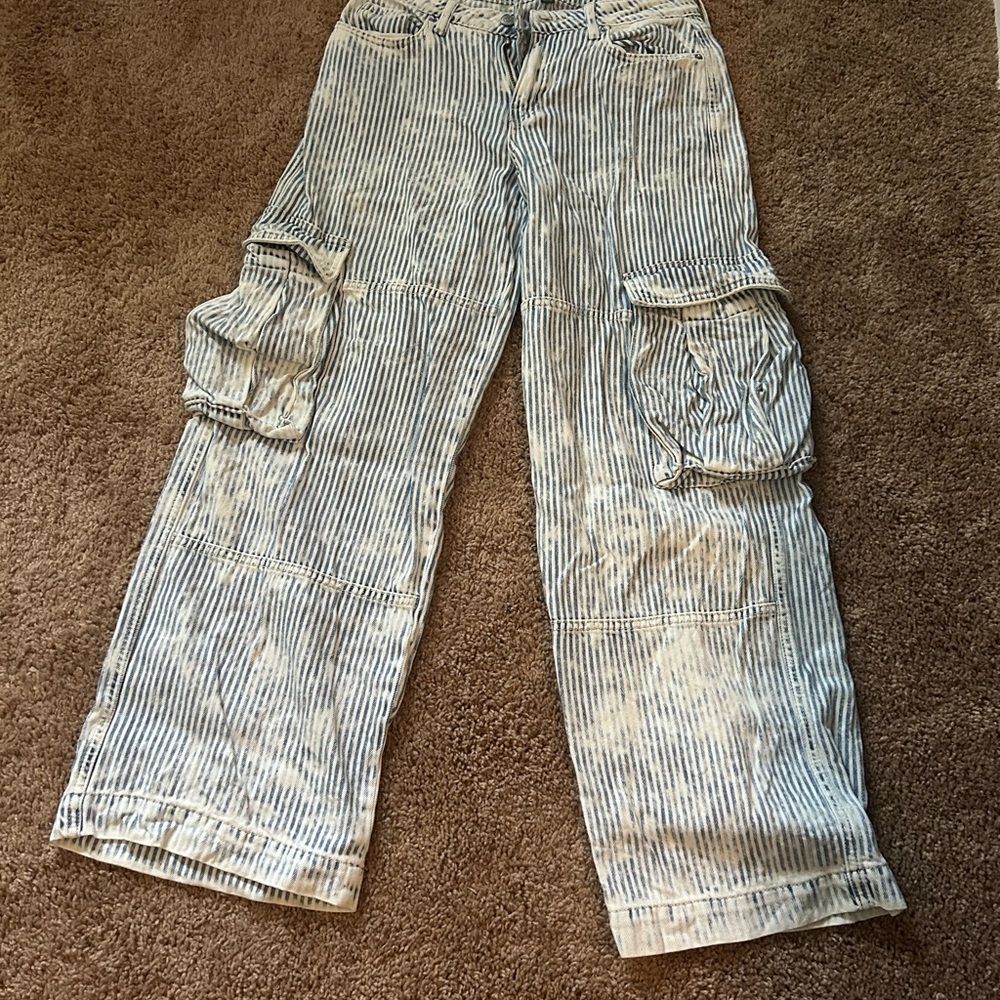 Wild Fable Blue and White Striped Pants - Picture 3 of 5